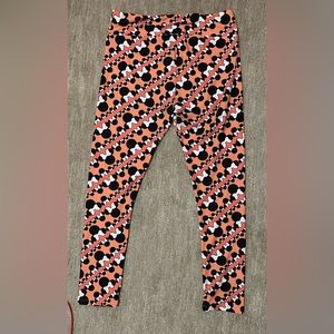 🎀🐭Wear Your Own “hidden Mickeys”! LuLaRoe Disney Minnie Mouse leggings 👖🐭…